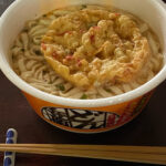 日清のどん兵衛「鬼かき揚げ天ぷらうどん」