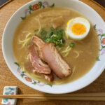 王将ラーメン 特製醤油豚骨スープ